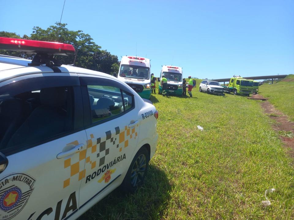 Foto 7 de 12 — Idoso morre após grave acidente na Rodovia Washington Luís (SP-310) em Araraquara